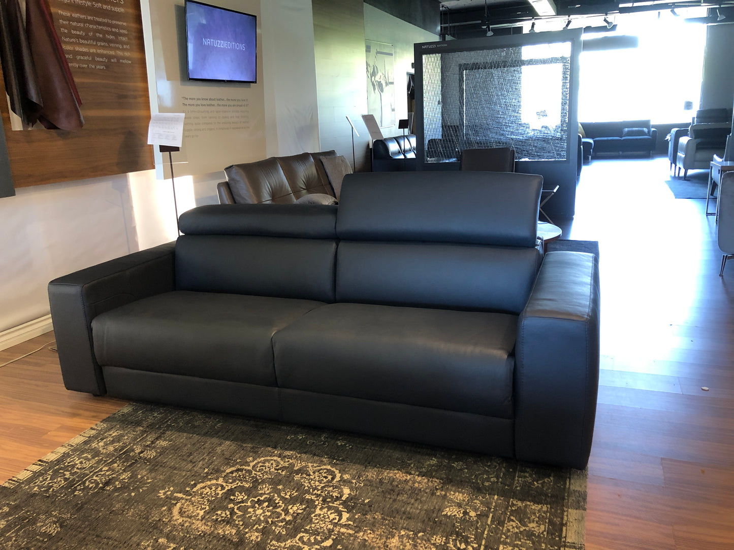EMPIRE LEATHER SOFA