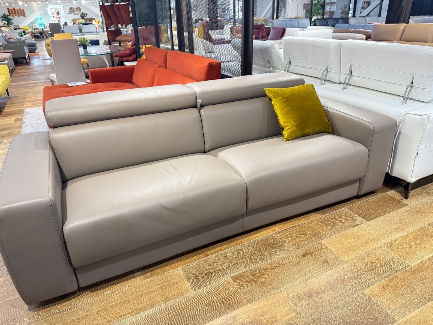 EMPIRE LEATHER SOFA