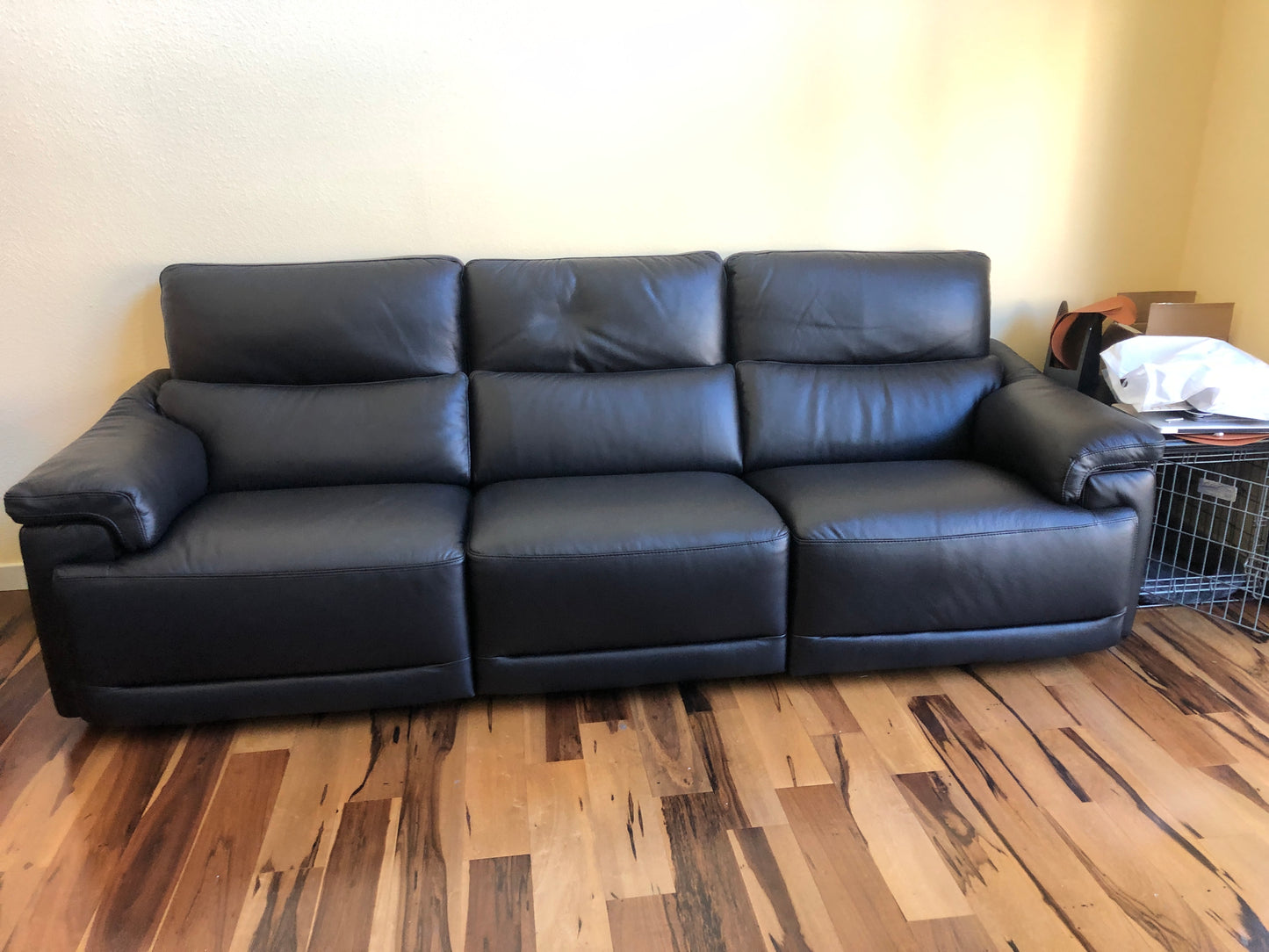 NATUZZI EDITIONS - C070 BRAMA SOFA - 15D1 [STOCK]