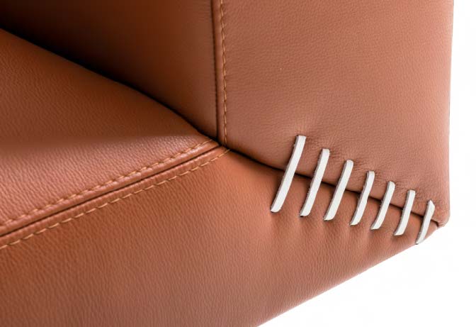 LEATHER STITCH ACCENTS