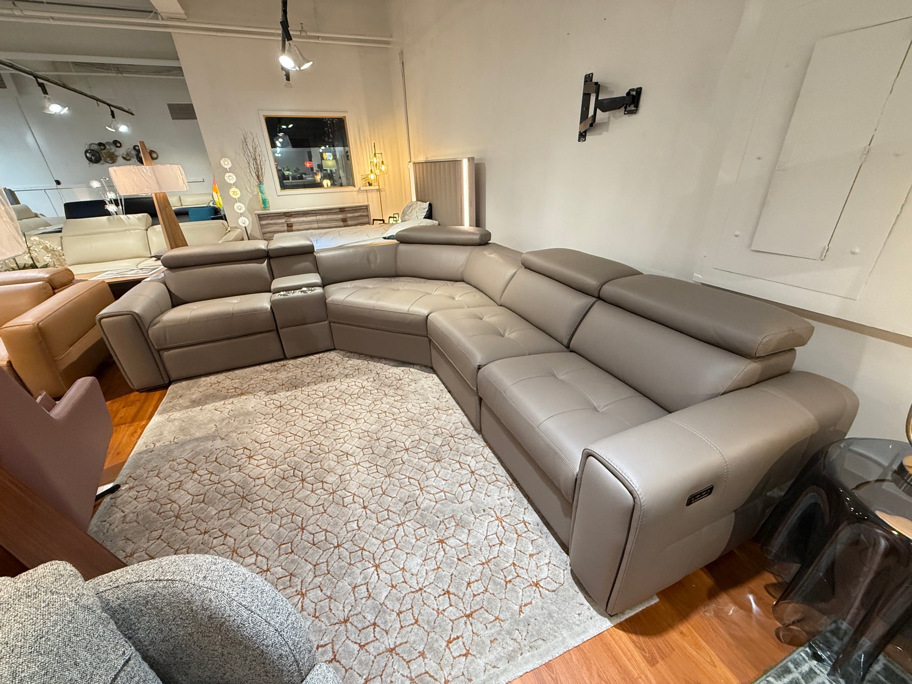 Incanto leather sectional displayed in the Eurohaus showroom